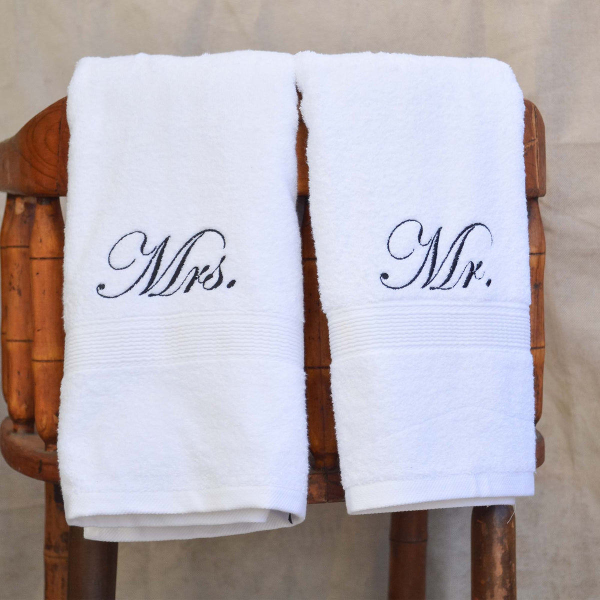 Set 2 Toallas de Baño Bordado Mr y Mrs 100% Algodón