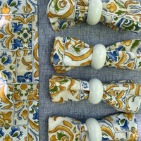 Set de Textil y Argollas Edgard Azul - (Mantel, Caminito, Servilletas y Argollas)