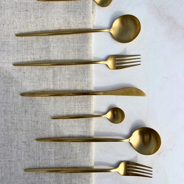 Set de Cubiertos 16 Piezas Dorado Acero Inoxidable 18/10