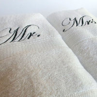 Set 2 Toallas de Baño Bordado Mr y Mrs 100% Algodón