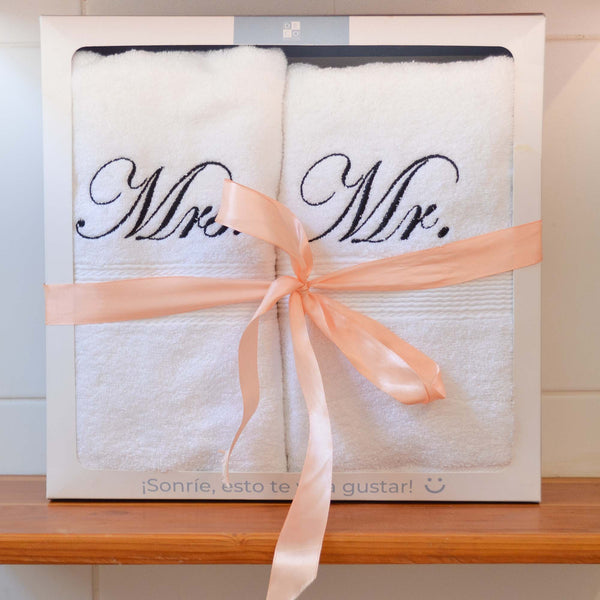 Set 2 Toallas de Baño Bordado Mr y Mrs 100% Algodón - Decoexpress
