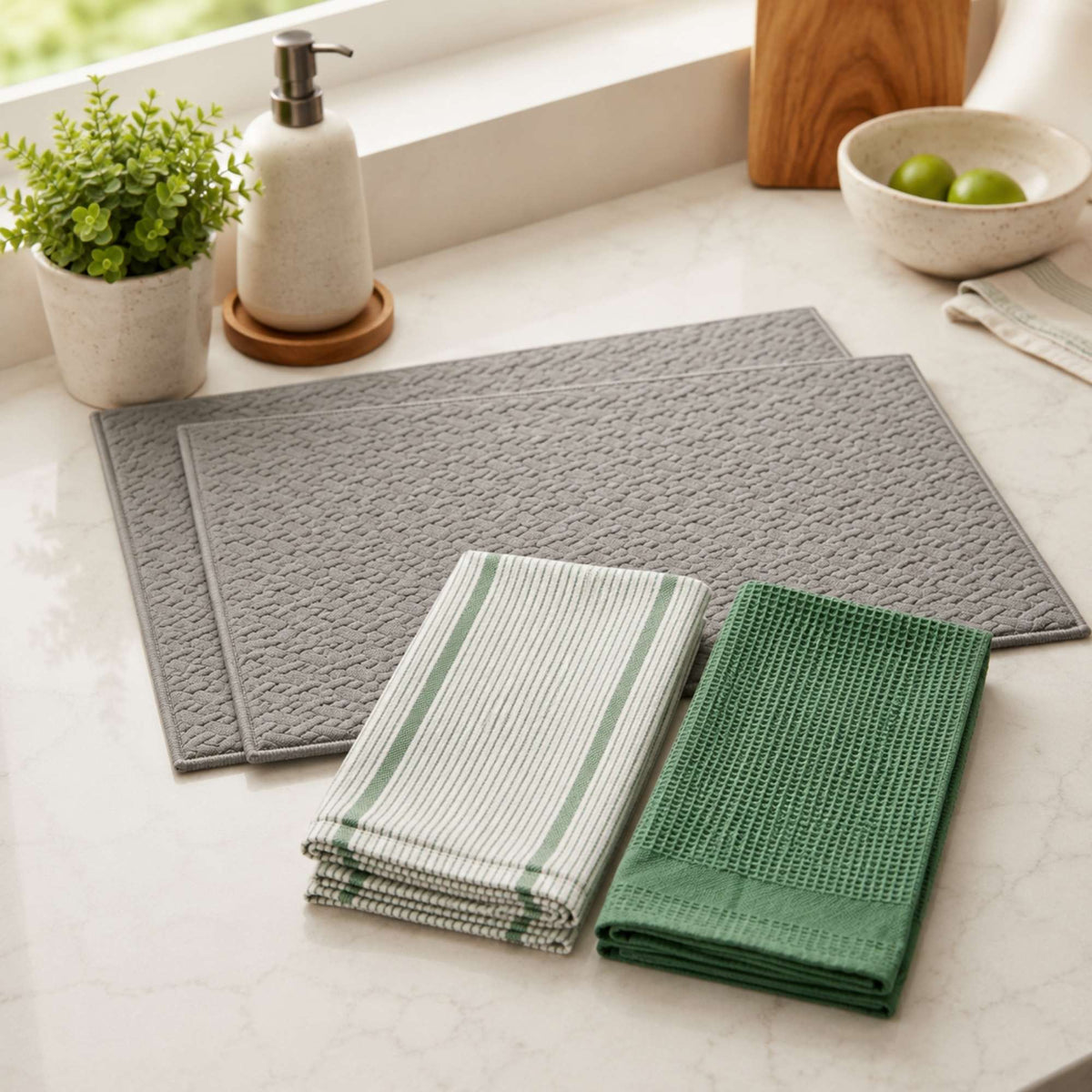 Kit Cocina Absorbente 4 Piezas: 2 Tapete Secaplatos + 2 Paños Algodón — Gris / Verde