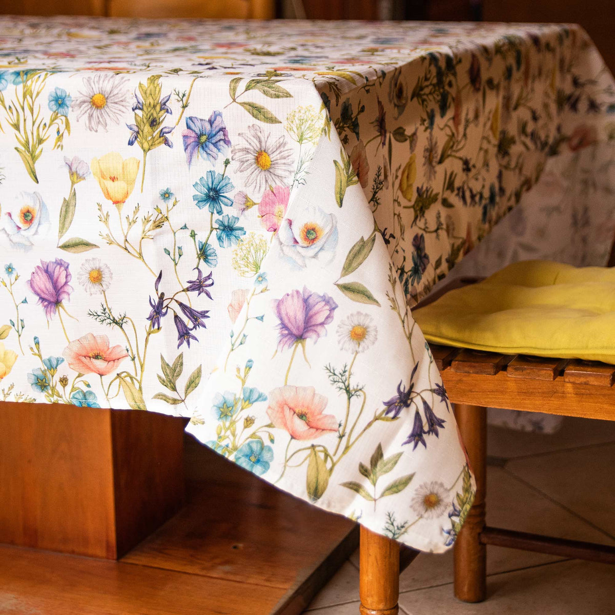 Set 2 Manteles Antimanchas Pradera y Primavera 130x180 cm