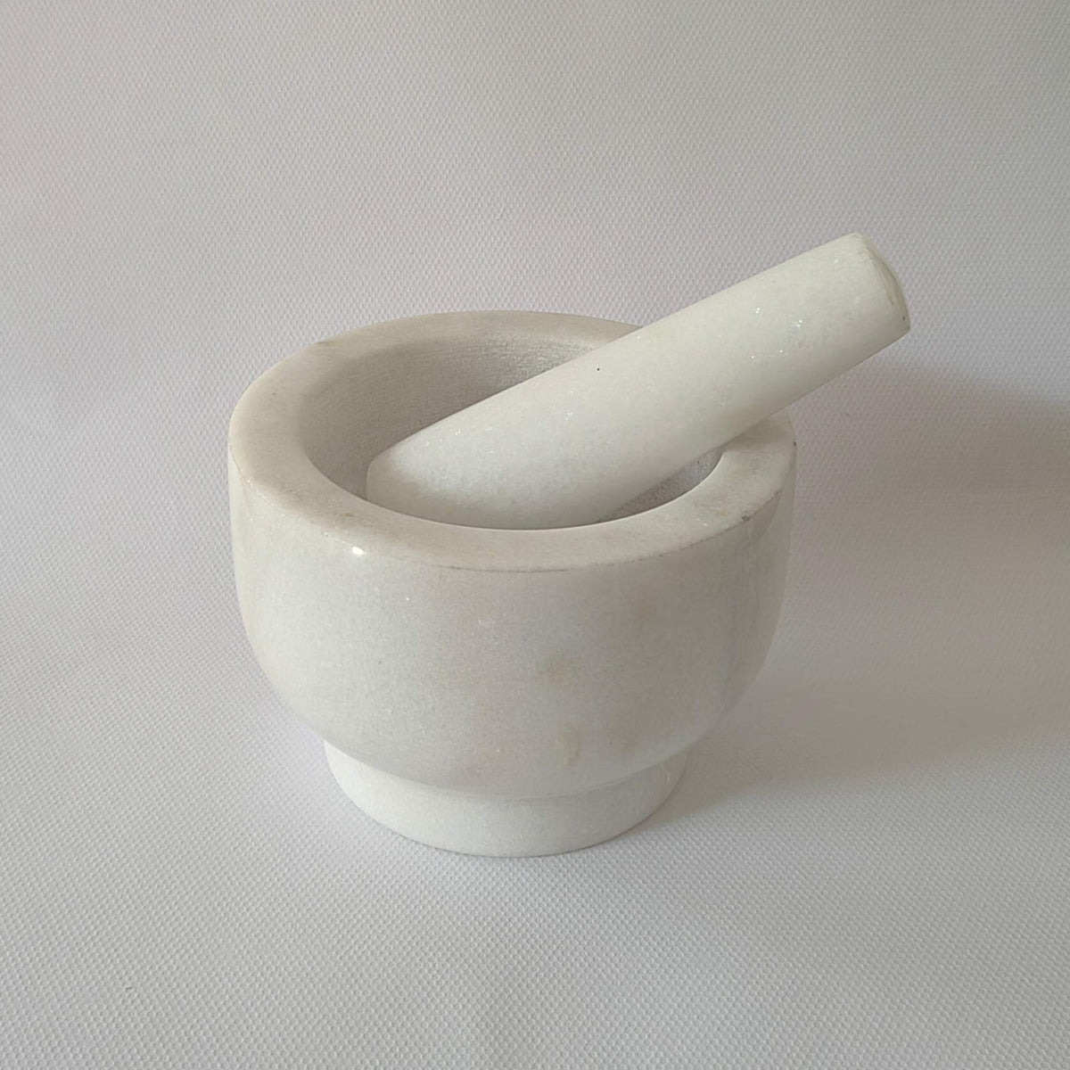 Mortero y Pistilo Mármol 300 mL - 13x8 cm