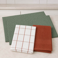 Kit Cocina Absorbente 4 Piezas: 2 Mat Secaplatos + 2 Paños Algodón — Verde Olivo / Cuadros Terracota