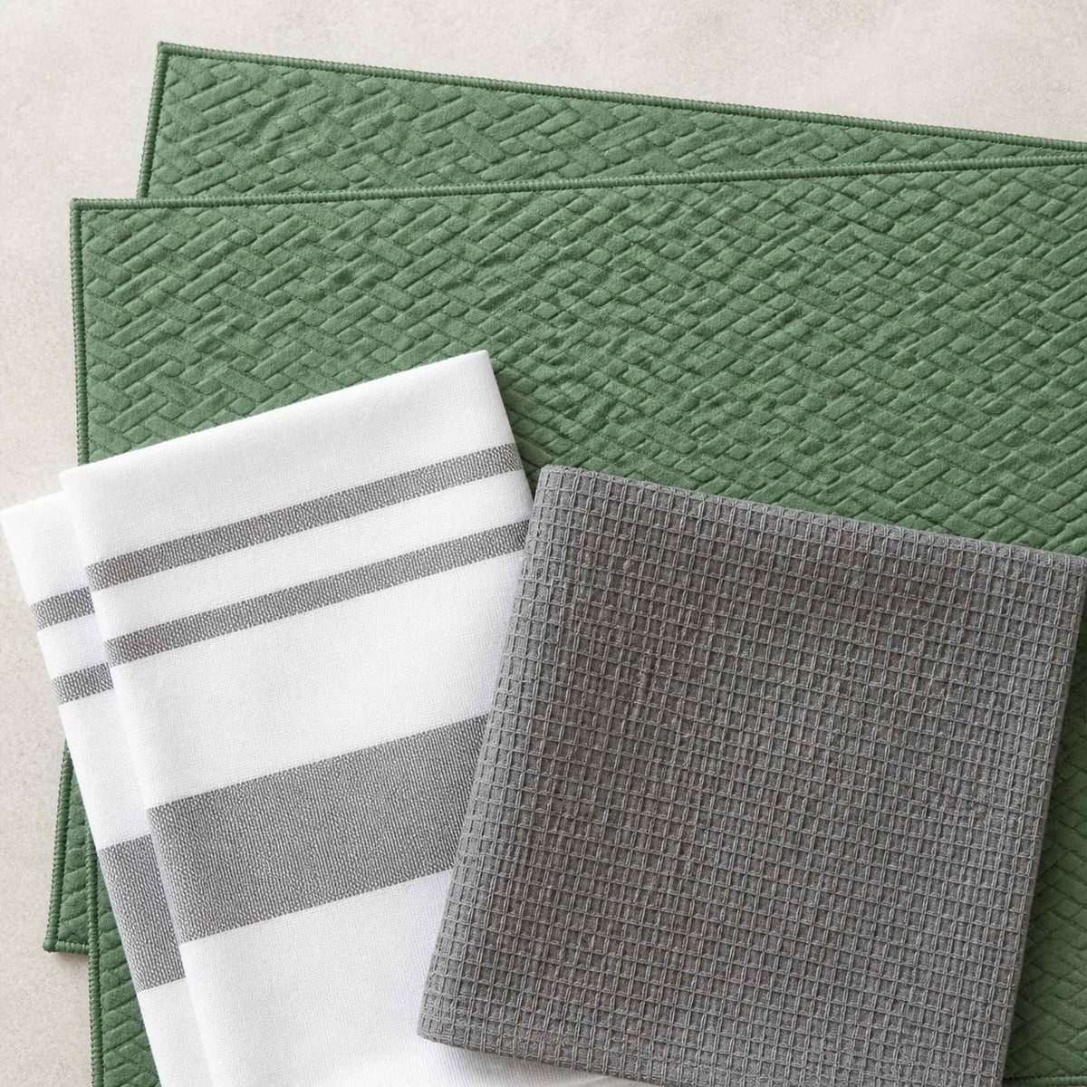 Kit Cocina Absorbente 4 Piezas: 2 Mat Secaplatos + 2 Paños Algodón — Verde Olivo / Gris
