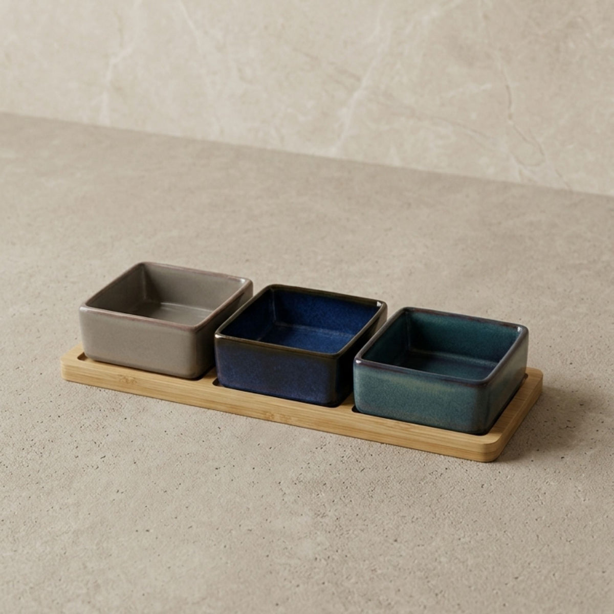 Set 3 Bowls Cerámica Cuadrados en Bandeja Bamboo 28 cm