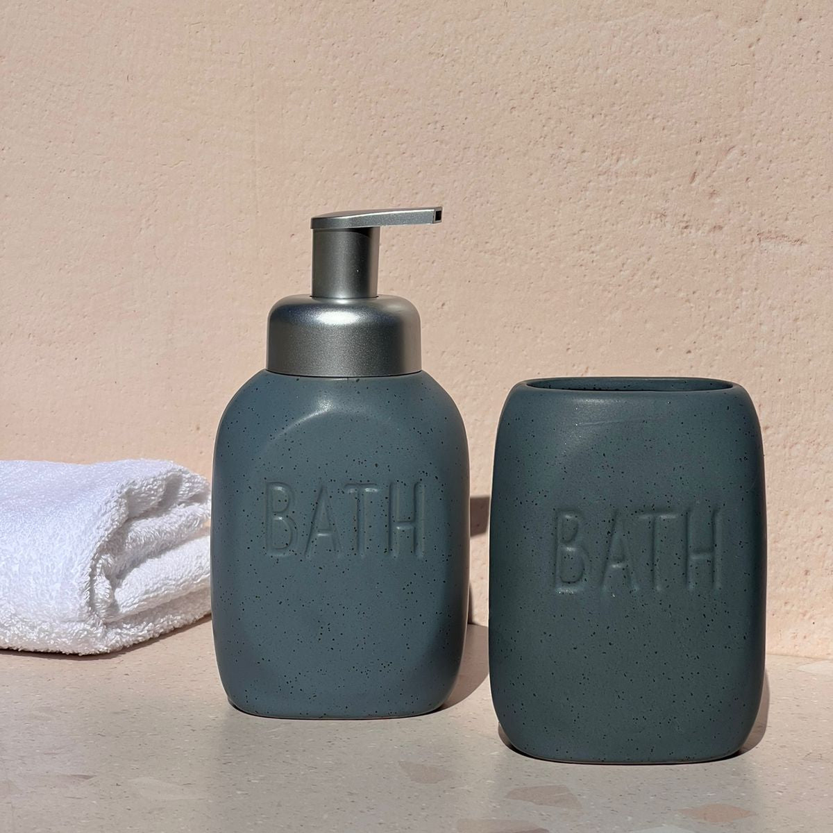 Set 2 accesorios de baño Dispensador de jabón y Vaso Cerámica Nordico