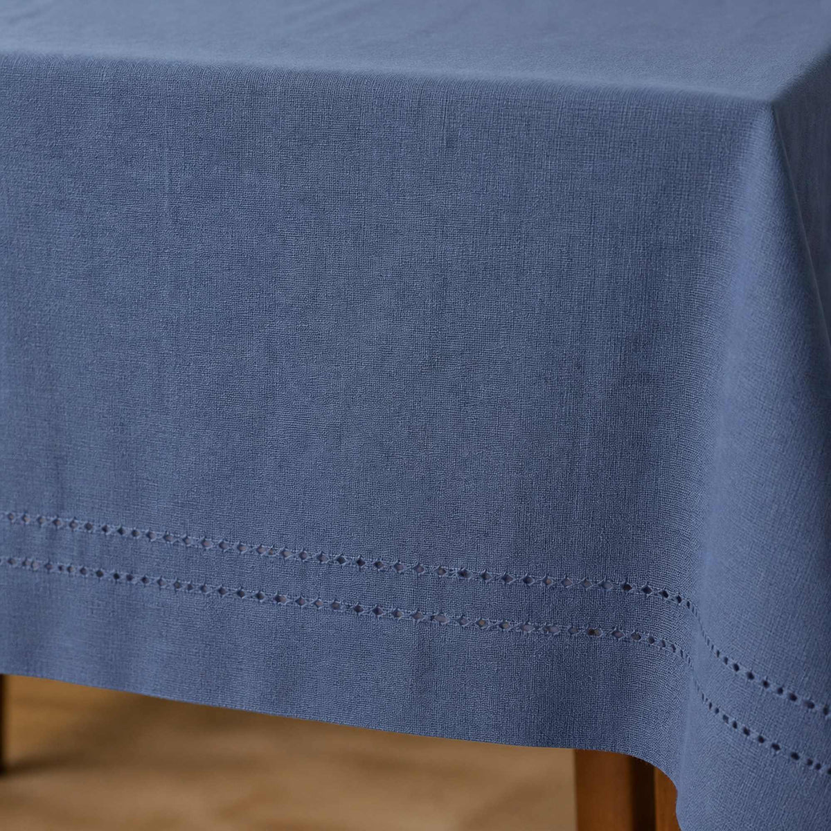 Mantel Picot Azul detalle borde picot - Decoexpress