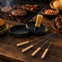 Set Prensa Hamburguesa y 4 Pzs Anticucho - Decoexpress